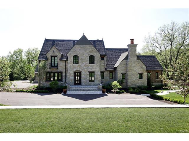 44 Overhills Drive, Ladue, MO 63124