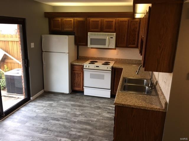 1843 Mansard Drive, St Louis, MO 63125