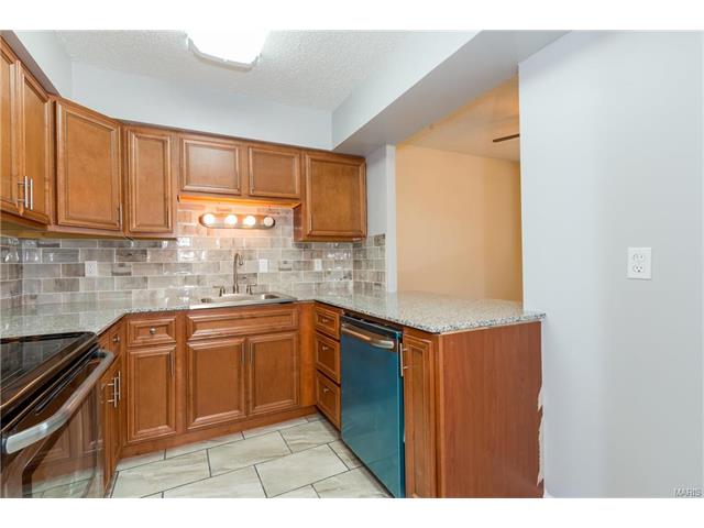 1153 Calley Drive, St Louis, MO 63125