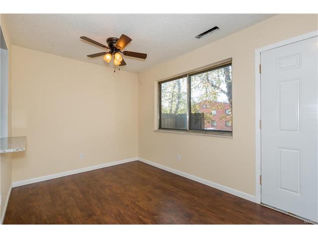 1153 Calley Drive, St Louis, MO 63125