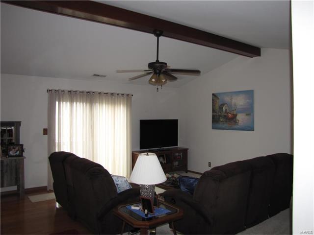 4329 Sunridge, St Louis, MO 63125