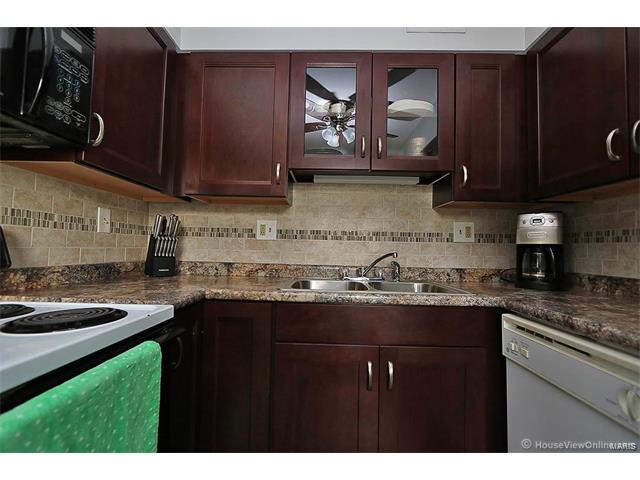1722 Herault Place, St Louis, MO 63125