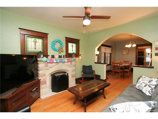 1434 Wachtel Drive, St Louis, MO 63125