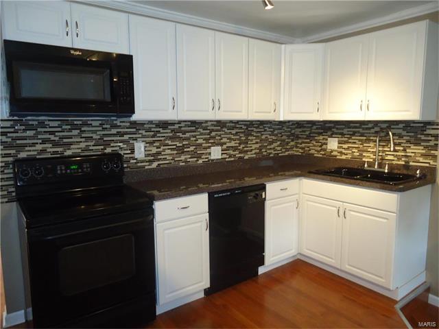 3716 Viking Avenue, St Louis, MO 63125