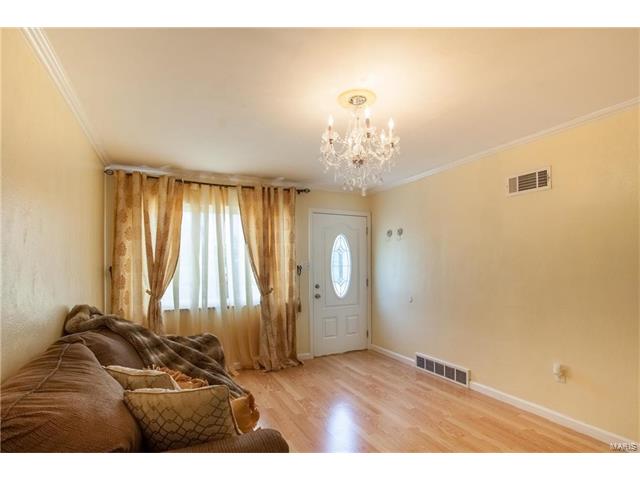 116 Horn Avenue, St Louis, MO 63125