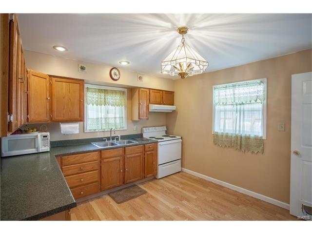116 Horn Avenue, St Louis, MO 63125