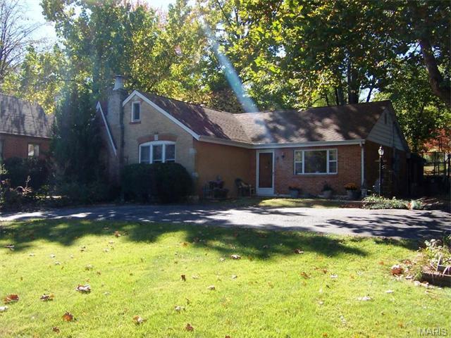 3904 Will Avenue, St Louis, MO 63125