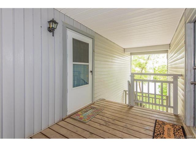 4317 Arrow Tree, St Louis, MO 63128