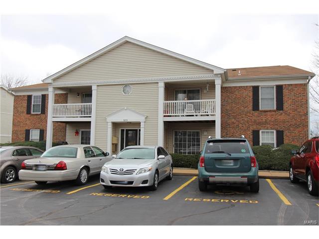 5273 Cricket Glen Court, St Louis, MO 63129