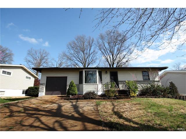 315 Martigney Drive, St Louis, MO 63129