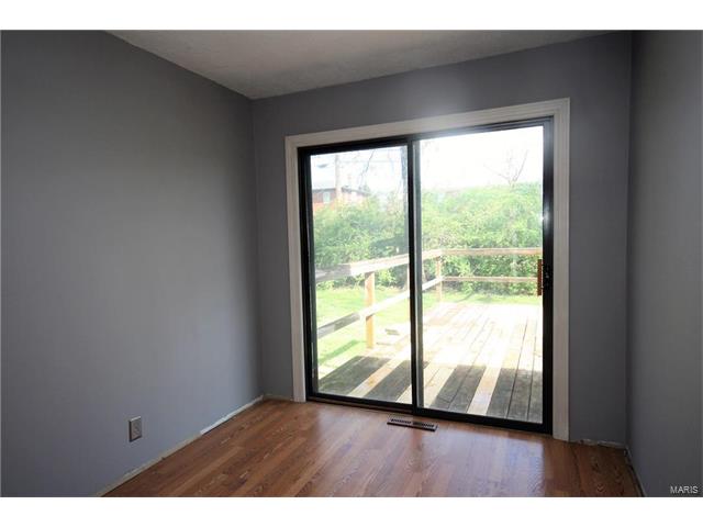 315 Martigney Drive, St Louis, MO 63129