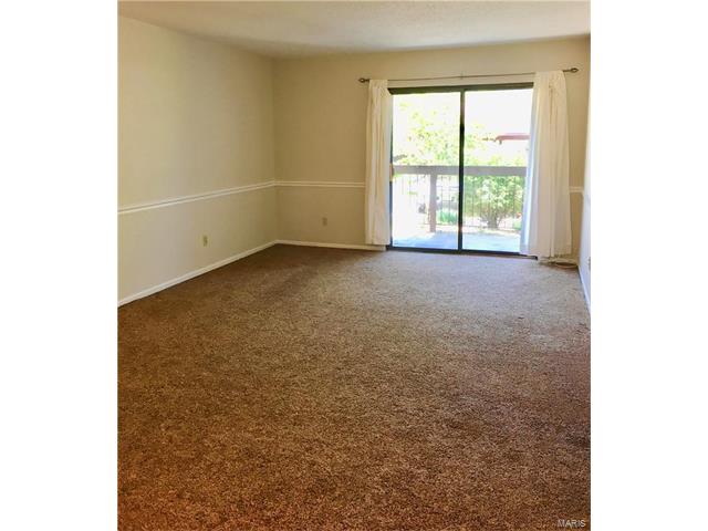 6844 Cottage Grove, St Louis, MO 63129