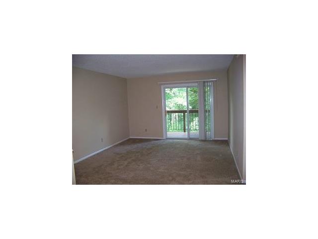 6824 Cottage Grove, St Louis, MO 63129