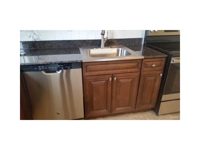 7073 Arcadia Avenue, St Louis, MO 63130