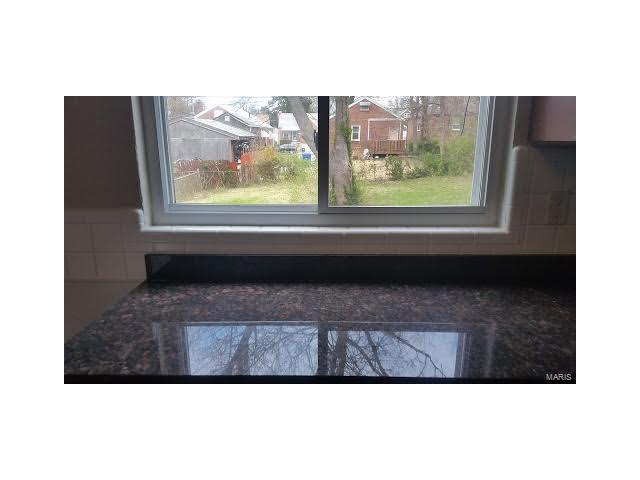 7073 Arcadia Avenue, St Louis, MO 63130