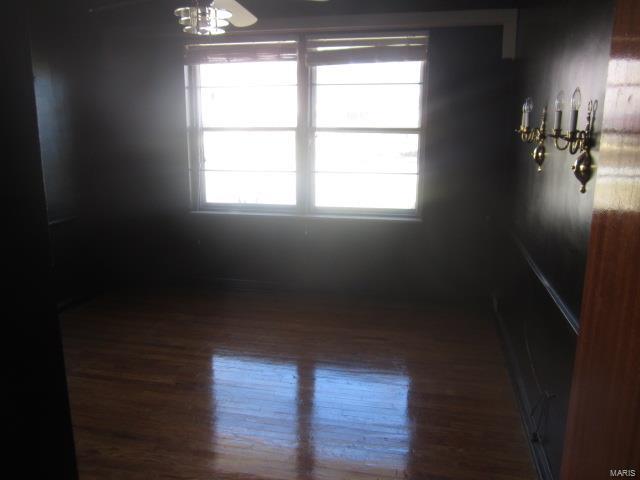 1119 West Parkedge Lane, St Louis, MO 63130