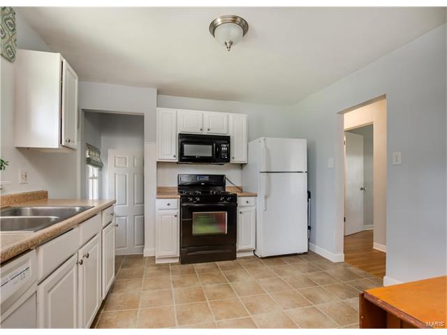 1583 Quendo Avenue, University City, MO 63130