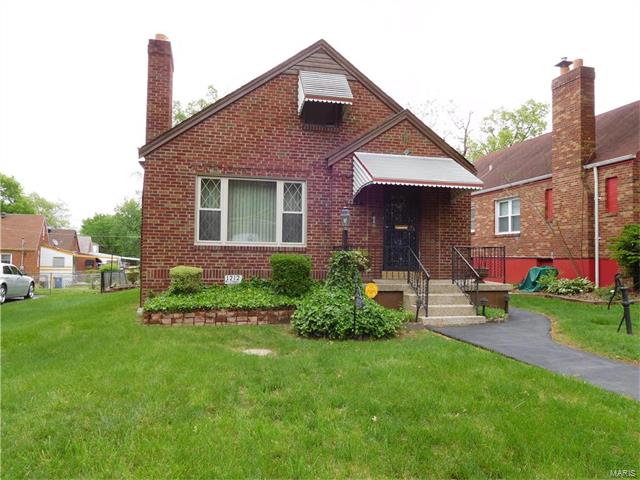 1212 Pennsylvania Avenue, St Louis, MO 63130