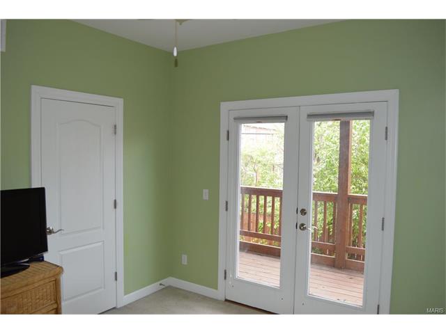 7147 Dartmouth Avenue, University City, MO 63130