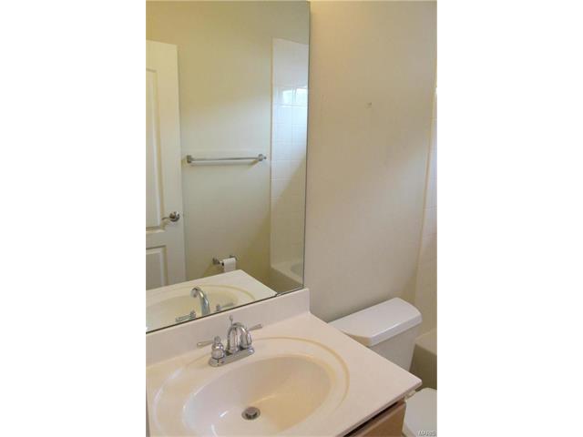 7149 Dartmouth Avenue, University City, MO 63130