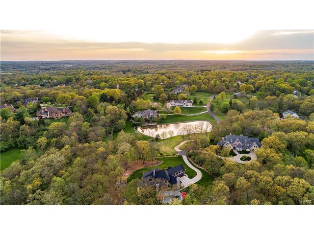 12660 Post Oak Road, St Louis, MO 63131