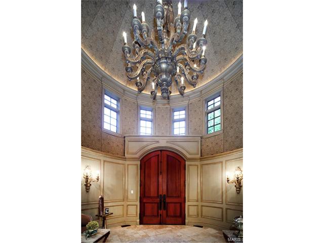 1290 Dry Ridge Road, Town And Country, MO 63131