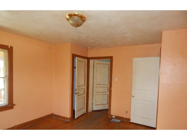 8321 Fullerton AveSaint Louis, MO, 63132Saint Louis County