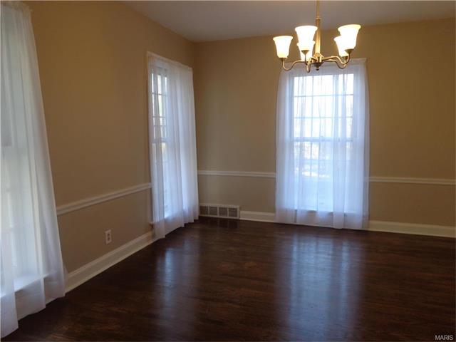 716 Berick Drive, St Louis, United States 63132