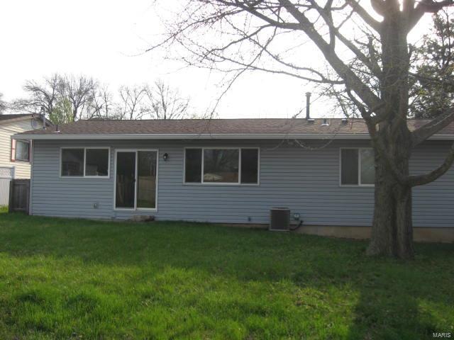 6803 Torlina, St Louis, MO 63134
