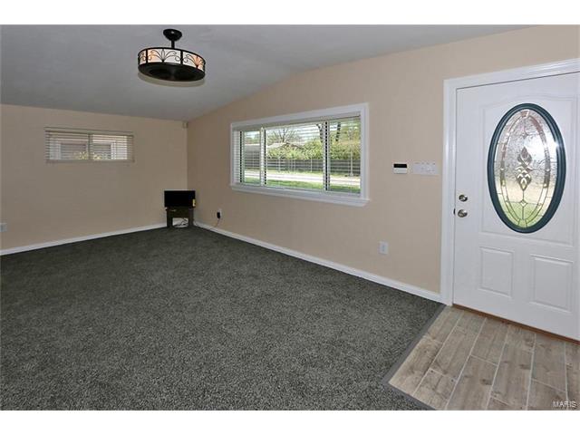 4432 Brenton Avenue, Berkeley, MO 63134