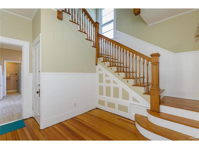426 Tiffin Avenue, St Louis, MO 63135