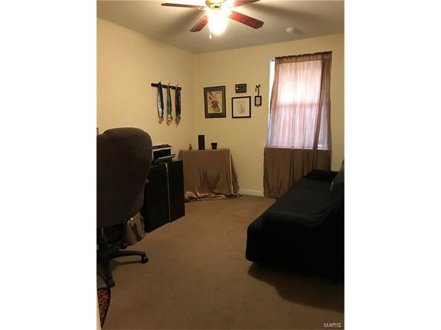 901 Ford Drive, St Louis, MO 63135