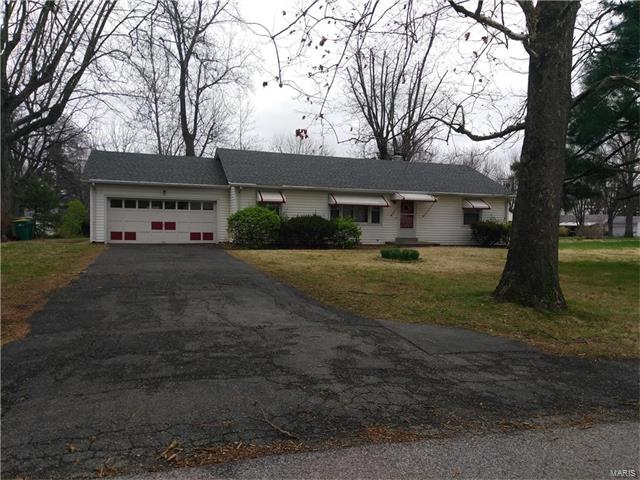 10432 Toelle Lane, St Louis, MO 63137