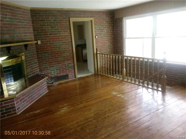 10550 Toelle Lane, St Louis, MO 63137