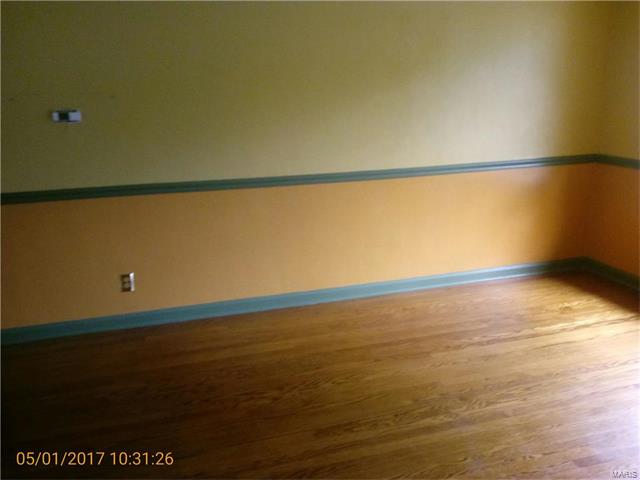 10550 Toelle Lane, St Louis, MO 63137