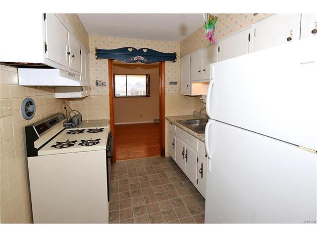 1926 Asheboro Drive, St Louis, MO 63138