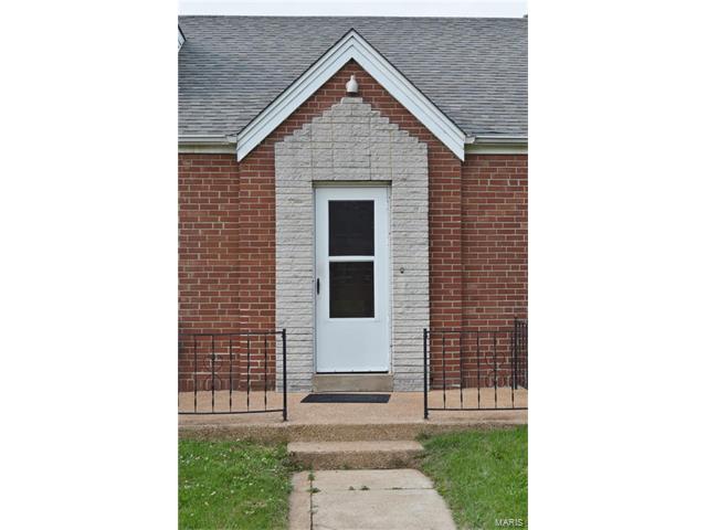 1647 Talisman Lane, St Louis, MO 63138