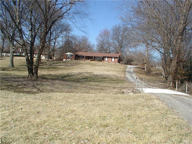 12223 Fontaine Lane, St Louis, United States 63138
