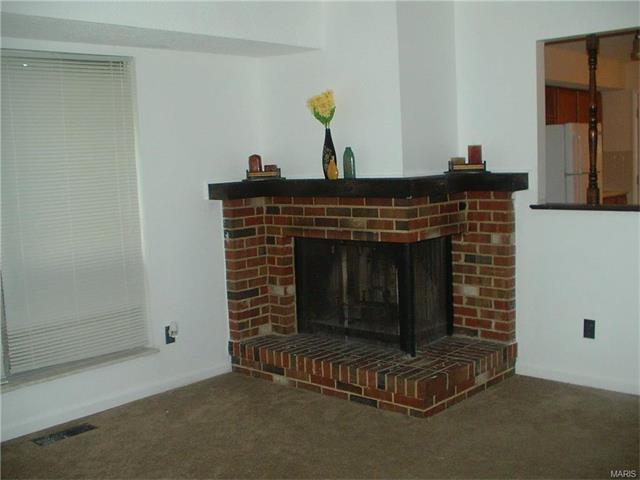 12223 Fontaine Lane, St Louis, United States 63138