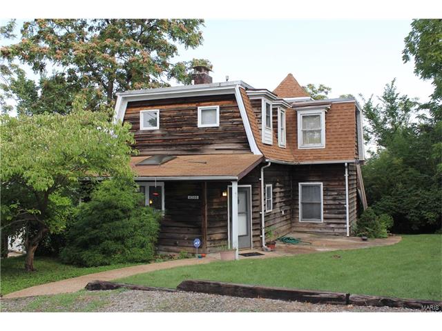 6566 Southwest Avenue, St Louis, MO 63139