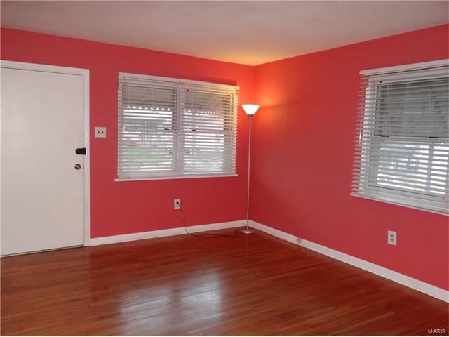 3267 Volo Avenue, St Louis, MO 63139