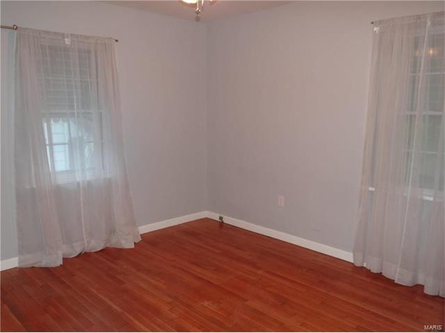 3267 Volo Avenue, St Louis, MO 63139