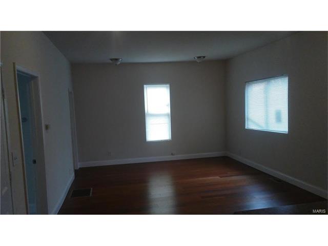 6456 Southwest Avenue, St Louis, MO 63139