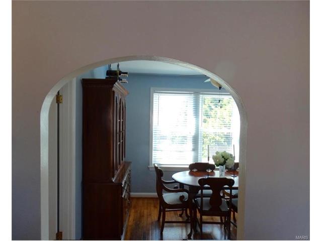 6060 Juniata, St Louis, MO 63139