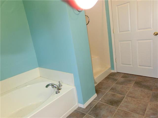 6574 Bradley Avenue, St Louis, MO 63139