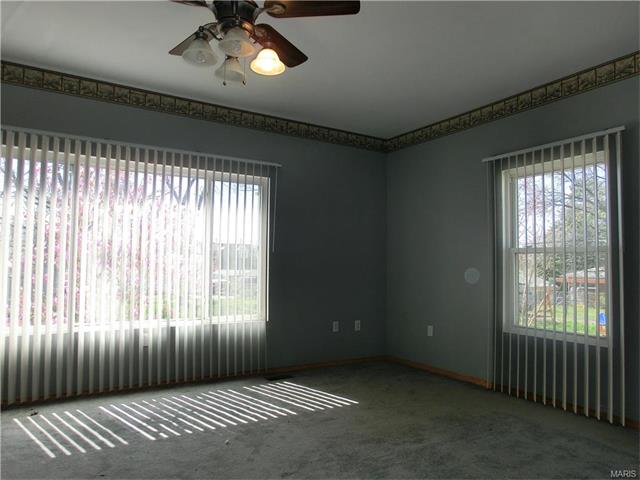 6574 Bradley Avenue, St Louis, MO 63139