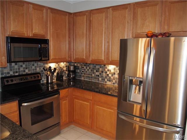 13115 Mill Crossing, St Louis, MO 63141