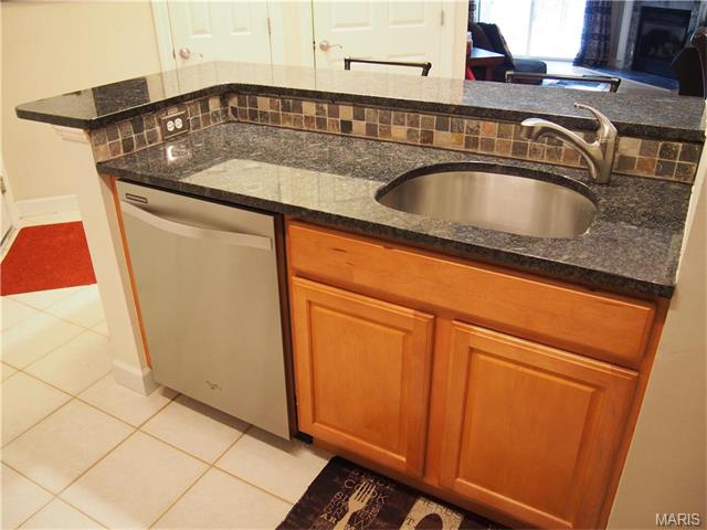 13115 Mill Crossing, St Louis, MO 63141