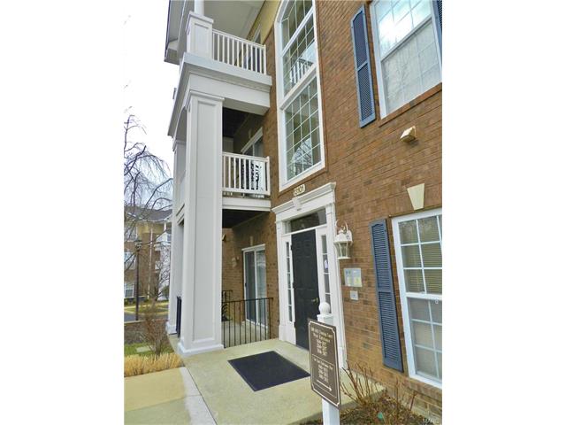 13101 Mill Crossing, St Louis, MO 63141