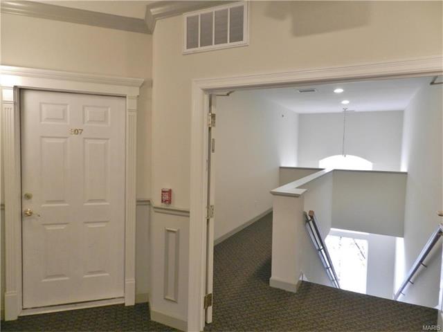 13101 Mill Crossing, St Louis, MO 63141